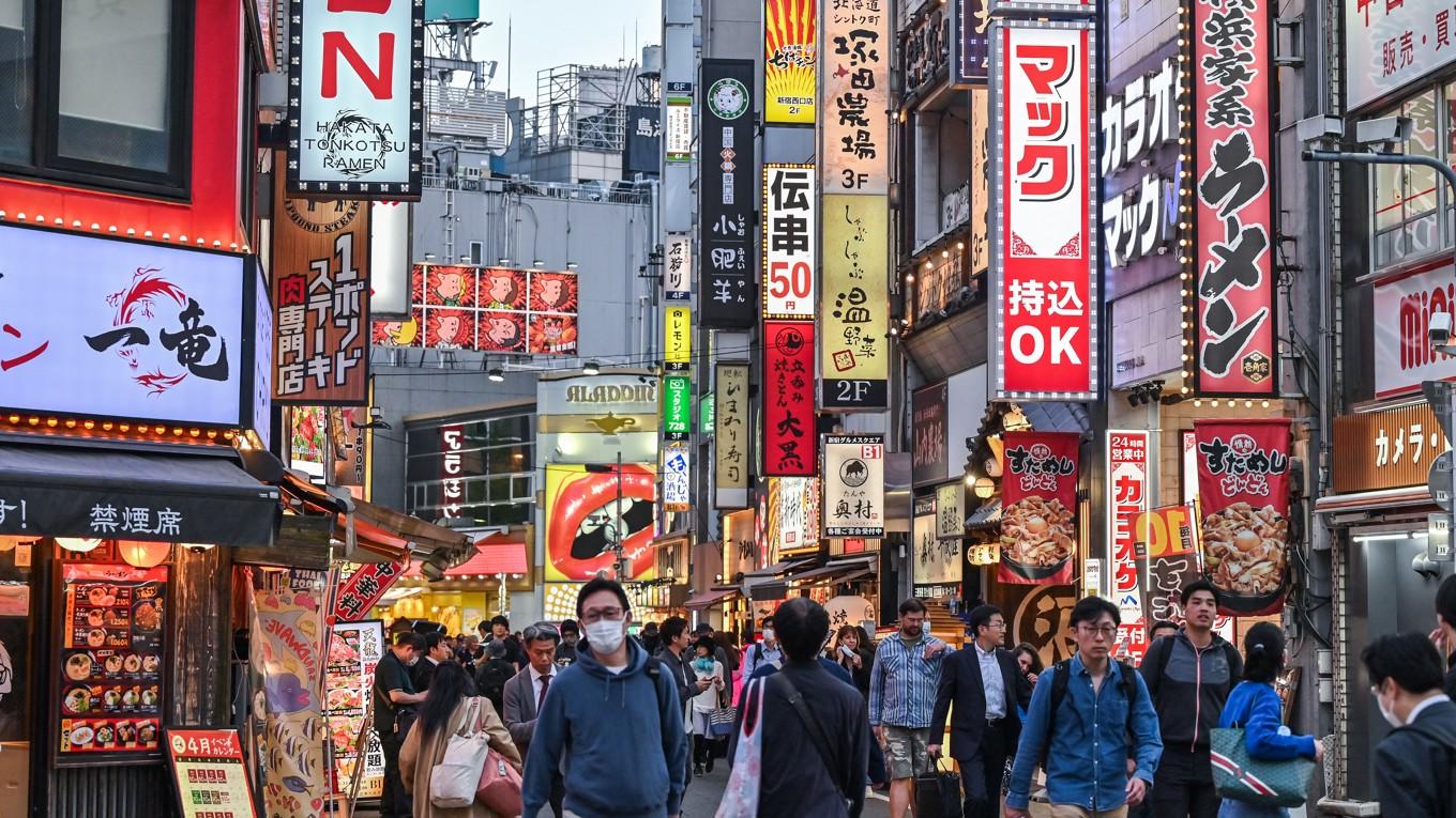 Japan ligger nära, har en sund ekonomi och är kulturellt liknande men har ett annat politiskt system, vilket lockar rika kineser att flytta dit. Foto: Richard A. Brooks/AFP via Getty Images